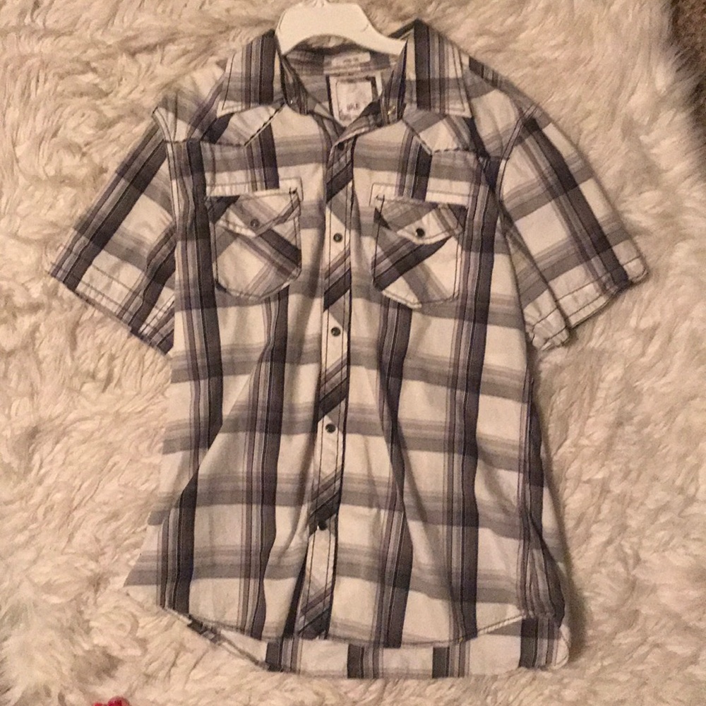 Buckle Men’s Short Sleeve Button Up Shirt